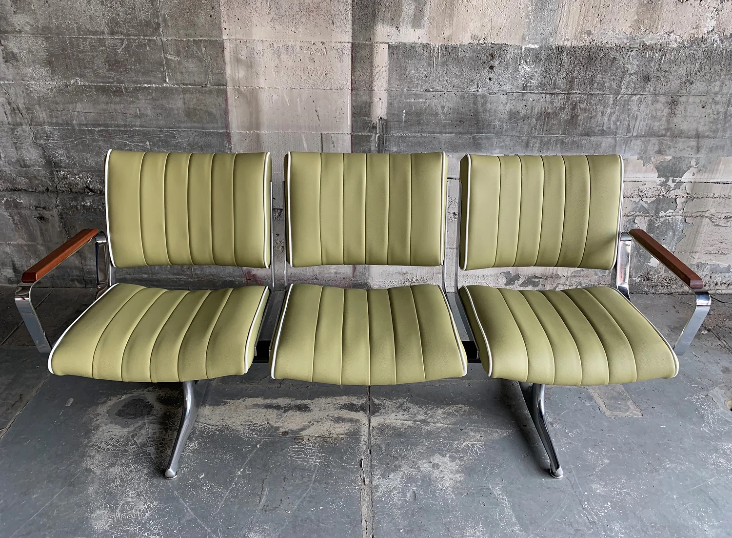 Bridgetown Avocado Cream 3 Seat Studio Couch