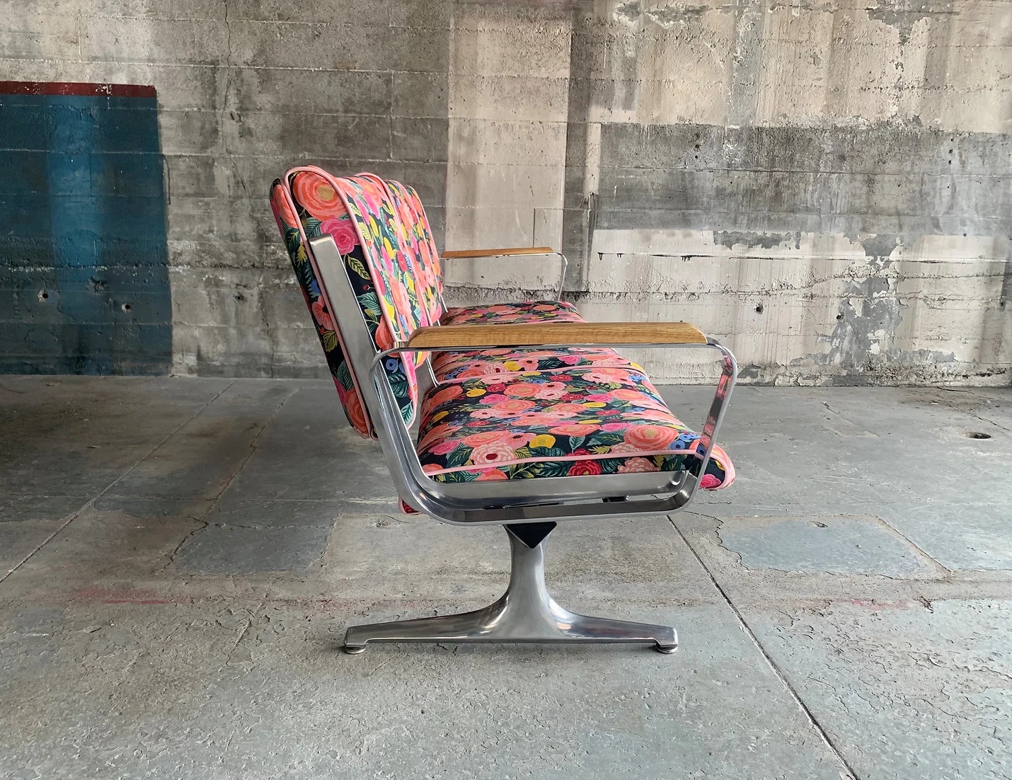 Bridgetown Flower Power Studio Couch