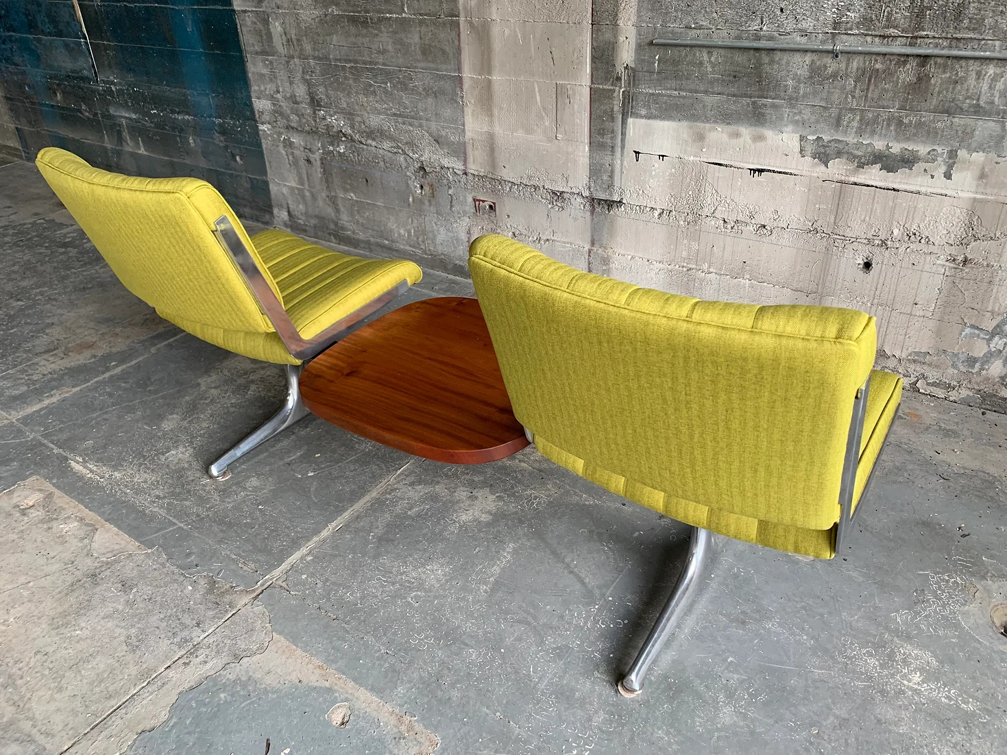 Cascadia Limon Tweed Studio Couch with Table