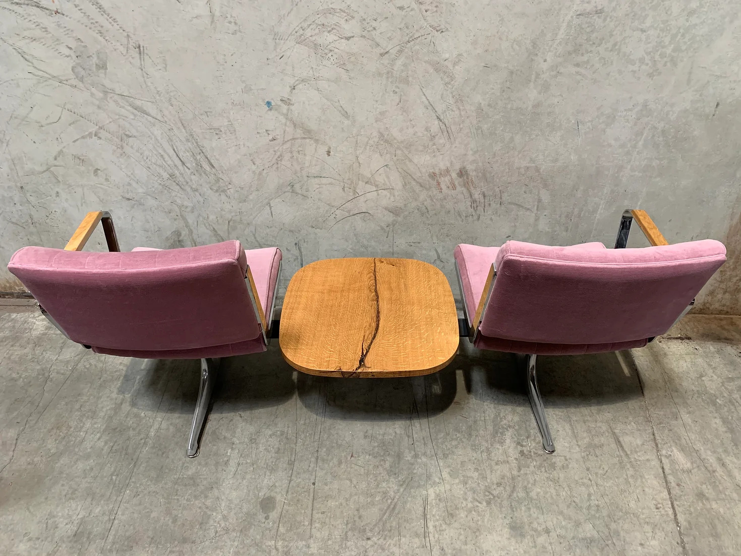 Cascadia Pink Velvet Studio Couch with White Oak Table